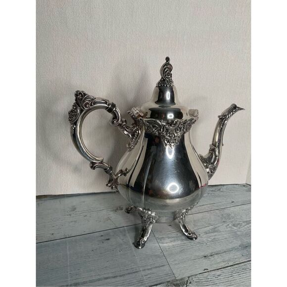 Vintage Wallace Baroque Silverplate Coffee/Tea Pot Ornate Footed #281 Excellent - Picture 13 of 16